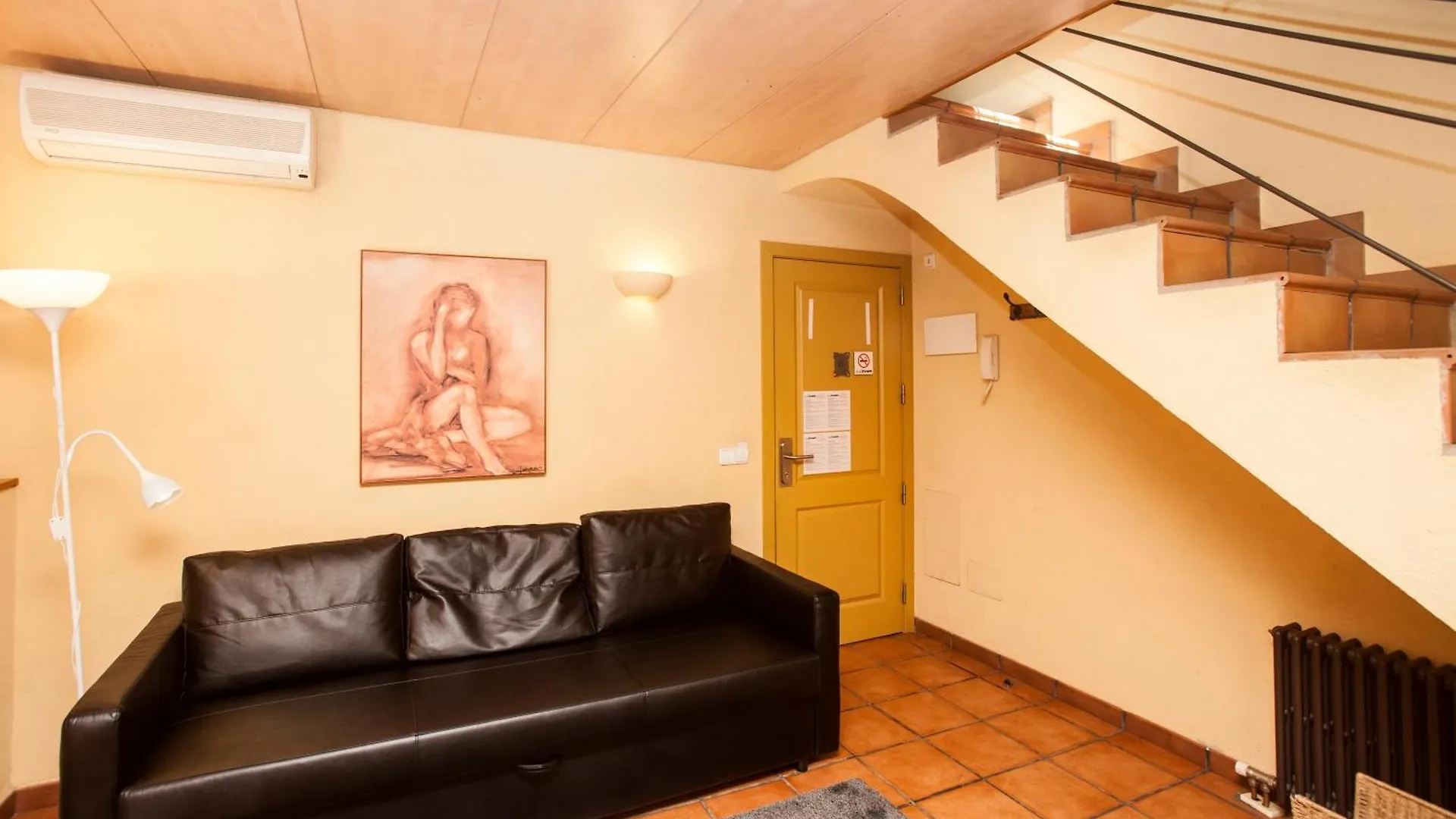 Gardens Of Roman Wall Host Onyarapartments Girona 0*,