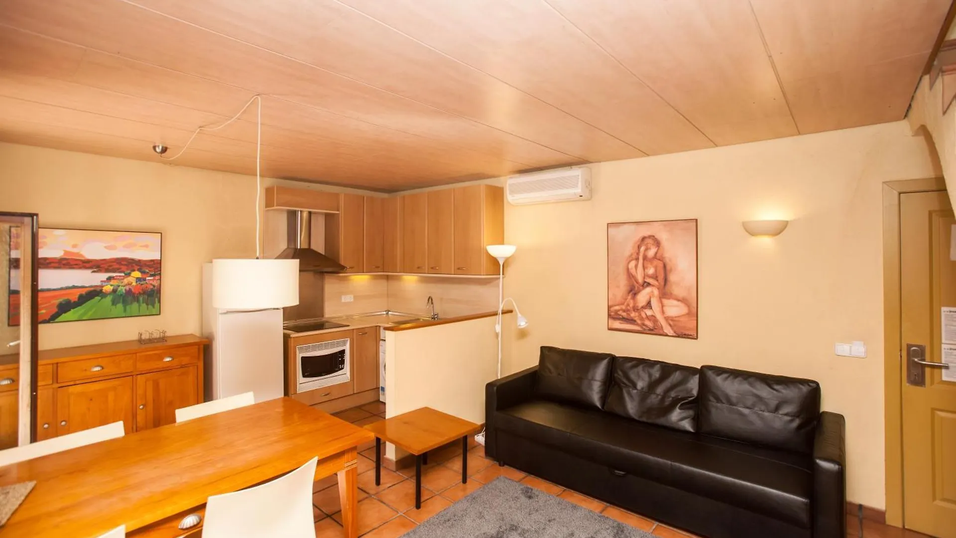 Gardens Of Roman Wall Host Onyarapartments Girona 0*,  Spain