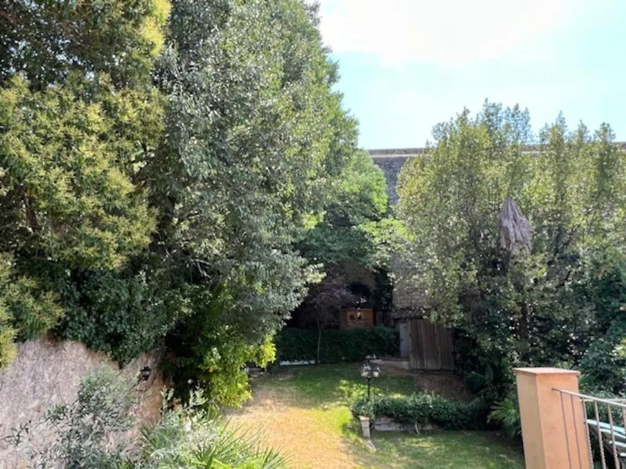 Gardens Of Roman Wall Host Onyarapartments Girona 0*,  Spain